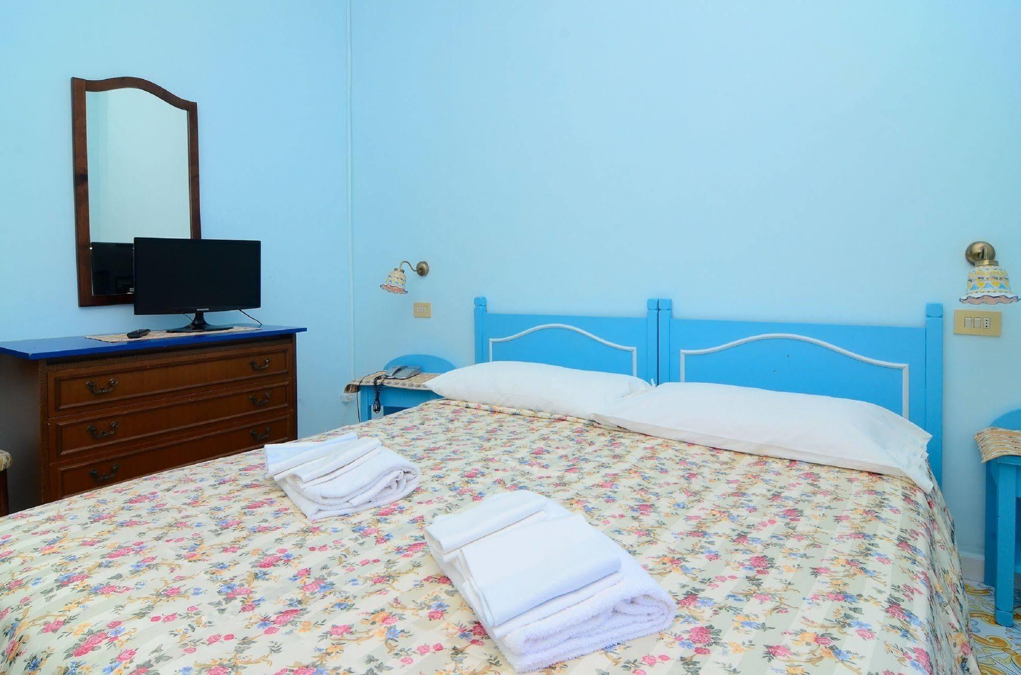 Hotel Terme Marina Lacco Ameno  Dış mekan fotoğraf